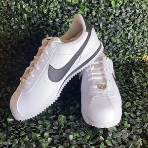 Nike Cortez